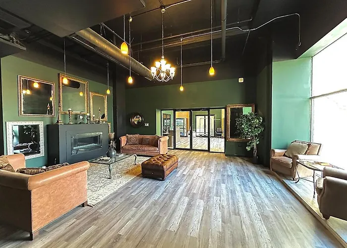 Mccormick Place Huge 2br Cozy Loft With Optional Parking Sleeps 8 Near Soldier Field And Grant Park